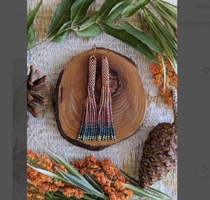 ต่างหูพู่ทำด้วยมือที่สวยงามคุณภาพระดับหรูในต่างหูพู่ลูกปัดสีเหลืองอำพัน - Product Image 2