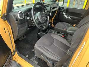 2014 Usado J-e-e-p Wrang_ler Unlimited Ru_bicon 4WD - Product Image 3