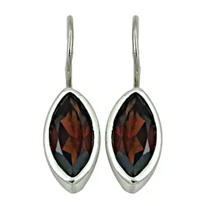 Boucles d'oreilles pendantes classiques pour femme en argent plaqué avec topaze taille marquise, sertissage clos et forme goutte d'eau - Product Image 3