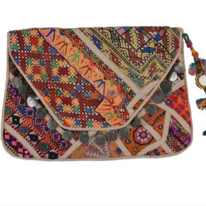 Bolsos y Carteras de Mano con Bordados a Mano, Bolsos de Mujer con Diseño Exclusivo de Patchwork, Bolso Tote de Diseñador, Bolso Banjara - Product Image 1