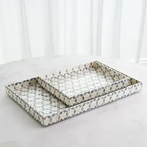 Bandeja Rectangular Hecha a Mano para Servir, Bandeja Decorativa de Lujo con Incrustaciones de Concha de Nácar y Capiz Brillante - Product Image 5