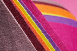 La sostenibilidad cumple con el rendimiento: fieltro de poliéster 100% impermeable y transpirable - Product Image 3