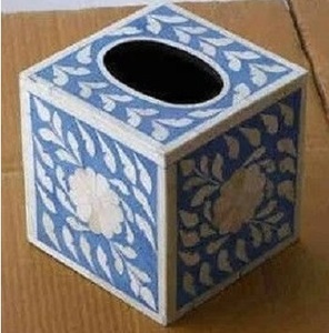 Boîte à mouchoirs en bois écologique artisanale traditionnelle avec un savoir-faire de qualité supérieure pour un usage domestique et en restaurant - Product Image 2