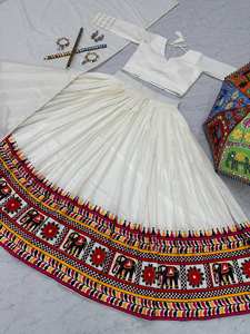 Dernier créateur pur coton Gamthi imprimé travail Lehenga Choli par FabZone vêtements indiens et pakistanais - Product Image 3