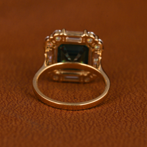 Anillo de compromiso de corte Asscher verde cultivado en laboratorio clásico chapado en oro de platino Anillo de diamante creado en laboratorio certificado IGI glamoroso - Product Image 5