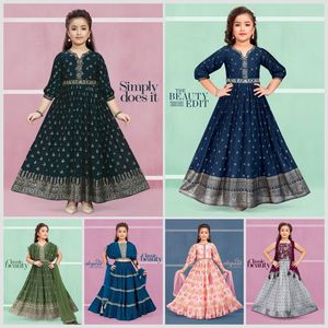 Fornecimento de fábrica por atacado para crianças Vestidos Anarkali Estilo Koti 3 Peças e Tops de corte para festas disponíveis a preço de exportação - Product Image 5