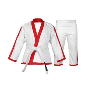थोक बच्चे और वयस्क कराटे सूट सामग्री 100% कपास पीसी जूडो सूट पहनते हैं मार्शल आर्ट कराटे सूट 2023