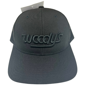 งานปัก 3 มิติ แบบกำหนดเอง หมวกแก๊ป 6 แผง สีดำ ตาข่ายสีดำ ทรงแข็ง ติดกระดุมแบบแถวเดียว สำหรับแบรนด์ของคุณ โรงงาน OEM - Product Image 1