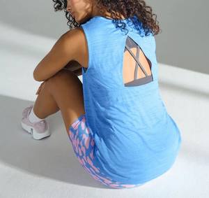 Camisetas de entrenamiento para mujer de último diseño, ropa sexy de talla grande con logotipo personalizado para venta al por mayor, ropa de verano sin mangas con cuello redondo - Product Image 2