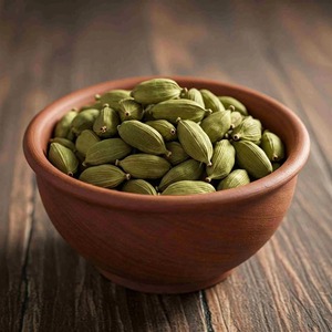 Cardamome verte en grappes entières, récolte fraîche, épice aromatique pour l'exportation en gros et la distribution en vrac - Product Image 3