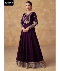 Vêtements ethniques indiens Pure Georgette avec broderie lourde Zari séquence travail yand manches Anarkali robes de fantaisie pour les vêtements de mariage - Product Image 1