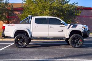 Toyota Tacoma TRD Sport Double Cab 4x4 d'occasion 2017 - Product Image 2