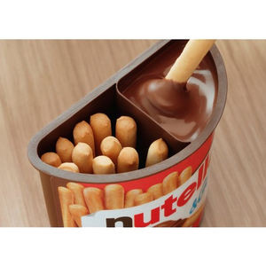 Nutella & Go Pack de collations premium 48g, pâte à tartiner chocolat-noisette avec bâtonnets de biscuits croustillants, idéal pour les voyages, l'école et le bureau - Product Image 3