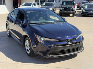 (F&H) Toyota Corolla SE 2023 Usado, Sedán de 4 Puertas - Product Image 2