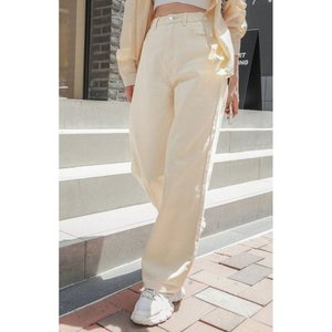 Jean en denim crème vintage ample et stylé pour femme – Tendance, décontracté, streetwear, coupe ample, écologique, taille 26-40 - Product Image 6