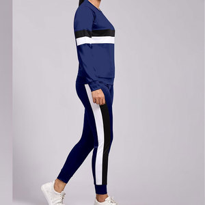 Chándal de talla grande transpirable para mujer, servicio OEM, 2 uds., conjuntos de contraste, chándal con capucha estampado sólido para mujer al por mayor - Product Image 2