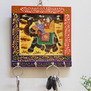 Porte-clé peint 6x6 organisateur mural en bois peint à la main motif d'éléphant rajasthani décor à la maison indien traditionnel - Product Image 1