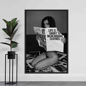 Impresión Artística de Mujer Sensual: Lienzo Decorativo Erótico para Pared de Dormitorio, Lienzo con Marco NEGRO - Product Image 1