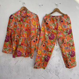 Pijama de Algodón Hecho a Mano para Mujer, Cuello en V, Manga Larga, Estampado |   Estilo Casual para Vacaciones, Suave y Transpirable - Product Image 1