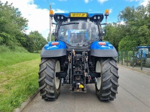 รถแทรคเตอร์ T6.145มือสองพร้อมรถตักดิน - Product Image 6