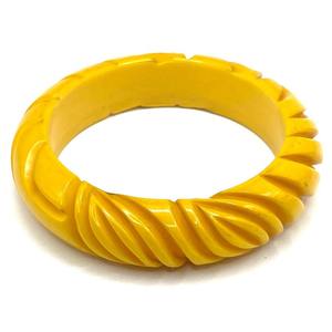 Luxury <b>Epoxy</b> <b>Resin</b> Bangles Glitter Floral Embedded Bracelets for Ladies - Product Image 3