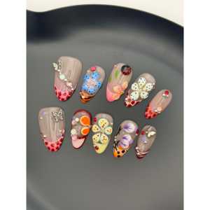 Faux ongles à presser pour les fêtes de jardin et les événements en plein air - Product Image 1