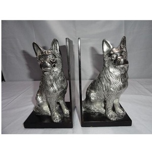 Escultura de aluminio plateado con diseño de caballo para decoración de sujetalibros Escultura de aluminio de mesa para decoración de oficina - Product Image 5