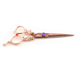 Tijeras de peluquero profesionales con mango de acabado dorado de diseño elegante y hoja de acabado de cobre para cortar y peinar el cabello - Product Image 2