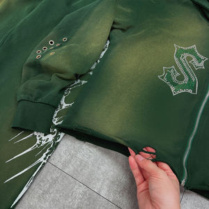 Sudadera con capucha de corte holgado y cremallera inferior de alta calidad, estilo vintage, lavado ácido, 100% algodón polar, y pantalones de chándal con cintura elástica, personalizados con serigrafía. - Product Image 3