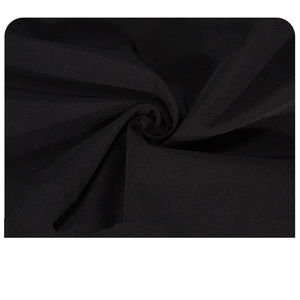 Short d'entraînement noir décontracté et athlétique pour hommes, séchage rapide, doublure en maille à la taille élastique et poches arrière pour la course à pied - Product Image 3