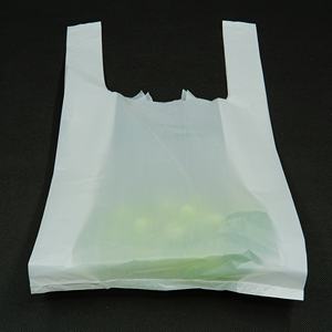 Bolsas de compras de plástico PE biodegradables ecológicas de supermercado, diseño de camiseta verde para utensilios de cocina, precio de fábrica de Vietnam - Product Image 5