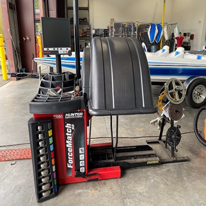 เครื่องตั้งศูนย์ล้อดิจิตอล Hunter Wheel พร้อมอุปกรณ์ถ่วงล้อ สำหรับซ่อมบำรุงรถยนต์ บริการอู่ซ่อมรถ พร้อมจัดส่ง - Product Image 1