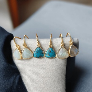 Fait à la main à facettes trillion forme cuivre Turquoise lunette réglage balancent boucles d'oreilles de luxe 925 en argent Sterling bijoux en gros - Product Image 2