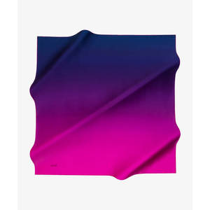 Écharpe longue en satin de soie bleu marine et fuchsia dégradé - Product Image 2