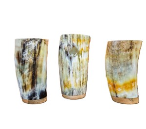 Fourniture directe d'usine ensemble de bière en verre de corne naturelle idéal pour l'esthétique des repas rustiques et les cadeaux de pendaison de crémaillère pour l'exportation - Product Image 5