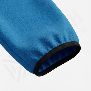 Conjuntos Deportivos de Invierno para Hombre al por Mayor, con Capucha, para Correr, Gimnasio, Entrenamiento, Cómodos para Uso Diario, con Colores Personalizados - Product Image 6