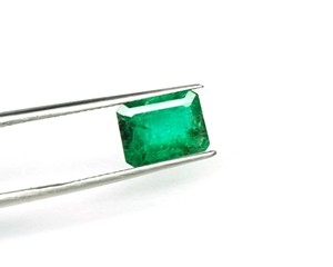 พลอยมรกตเจียระไนแท้สีเขียวแซมเบีย - Product Image 6