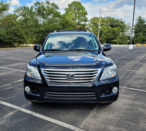 Vehículo Usado a Precio Accesible - Volante a la Izquierda |   Volante a la derecha |   Lexus LX570 2010 - Product Image 1