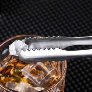 Pinzas para Hielo de Acero Inoxidable, Utensilios de Bar Reutilizables, Modernos y Minimalistas, Accesorio de Cóctel de Metal Seguro para Alimentos - Product Image 3