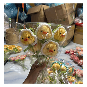 ดอกไม้ถักโครเชต์จากเส้นด้ายฝ้ายทอมือ สำหรับตกแต่งภายใน ของขวัญทำมือ และเครื่องประดับ ผลิตในเวียดนาม - Product Image 1