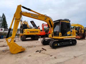 Excavadora Komatsu PC120-6 de 11 Toneladas de Alta Calidad, Usada en Buenas Condiciones con Motor, Engranaje, Rodamientos y Componentes Principales, Precio Bajo 2023 - Product Image 6