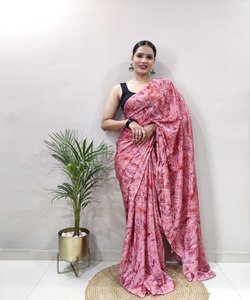 Saree traditionnel en georgette pour mariage avec belle broderie et travail imprimé fantaisie pour un look spécial pour femme - Product Image 4