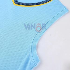 Vente en gros vierge personnalisée Ensemble d'uniformes de basket-ball à séchage rapide respirant imprimé par sublimation pour hommes Service OEM - Product Image 3