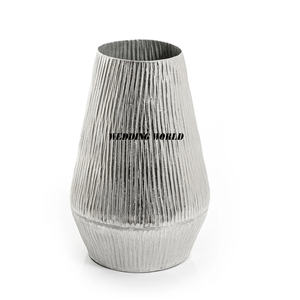 งานแต่งงานตกแต่งโลหะแจกันดอกไม้ตาราง Ware Handmade ออกแบบผู้ถือดอกไม้ขนาดที่กําหนดเองแจกันดอกไม้หรูหรา - Product Image 3