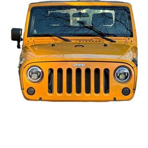 2024 Sport 4x4 Volante a la Izquierda Asientos de Cuero Sin Reserva 1 Propietario Transmisión Manual de 6 Velocidades Acabado Transparente Mayormente sin Modificaciones - Product Image 1