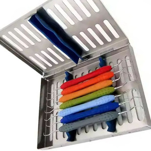 Kit d'instruments dentaires manuels en acier inoxydable avec poignée en silicone pour le nettoyage et la restauration des dents - Product Image 6