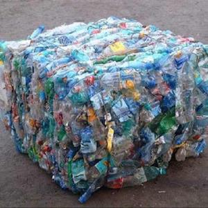 Chatarra y Copos de botellas de PET lavadas y limpias de alta calidad 100% directamente de la fábrica de EE. UU. para reciclar - Product Image 1