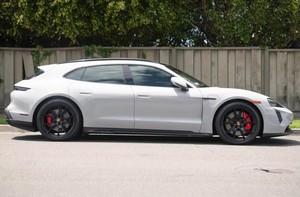 เกวียนไฟฟ้าทริส2023สปอร์ต GTS ได้รับการรับรองว่าใช้กับพอร์ช - Product Image 2