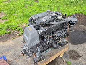 Y A N M A R 4JH4E MOTOR MARINO DIESEL 54 HP TRANSMISIÓN EN FUNCIONAMIENTO EXCELENTE ESTADO - Product Image 3