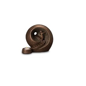 Urnes de crémation traditionnelles en bois de cercueil pour animaux de compagnie, article unique, top tendance, en bois, matériau en bois indien - Product Image 4